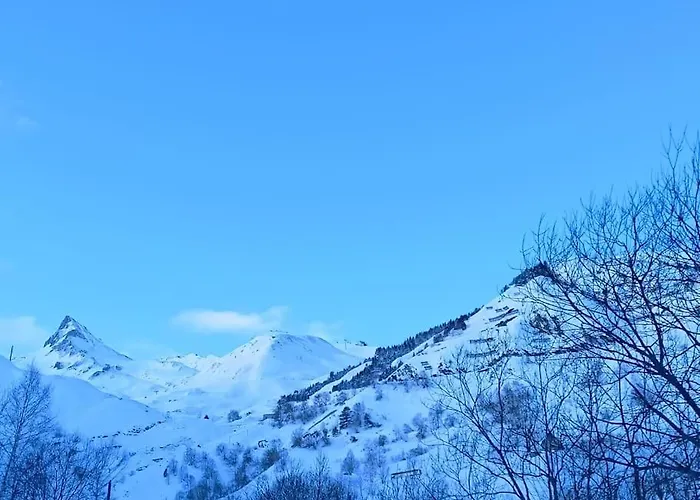 Grand Balcon Pyrzen شقة لوز سانت سوفير